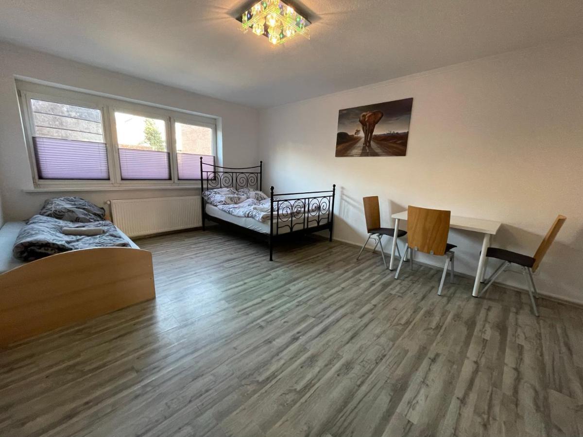 Апартаменты Schoene Zentrale Zimmer In Вильгельмсхафен Экстерьер фото